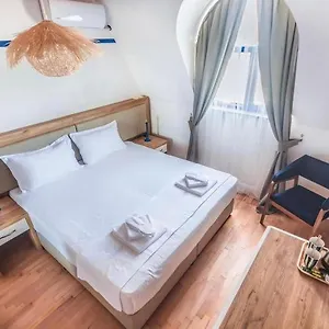  Otel Tebe
