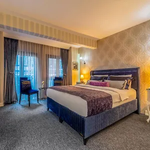 https://pera-boutique.istanbul-turkeyhotels.com